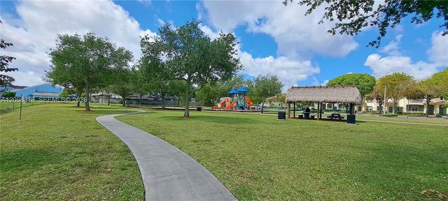 1978 SE 23rd Ter, Homestead, FL 33035