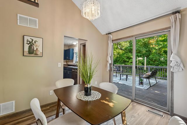 3472 Brook Spring Drive, Grove City, OH 43123