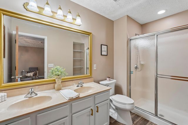 3472 Brook Spring Drive, Grove City, OH 43123