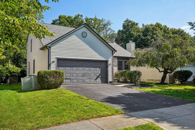 3472 Brook Spring Drive, Grove City, OH 43123
