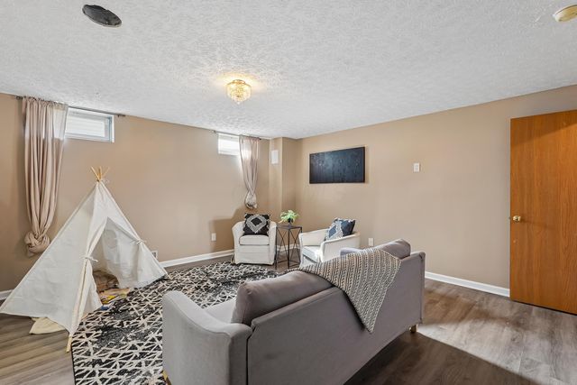 3472 Brook Spring Drive, Grove City, OH 43123