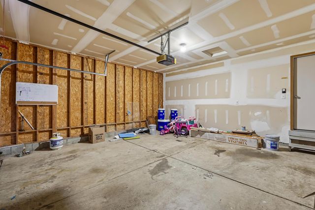 3472 Brook Spring Drive, Grove City, OH 43123