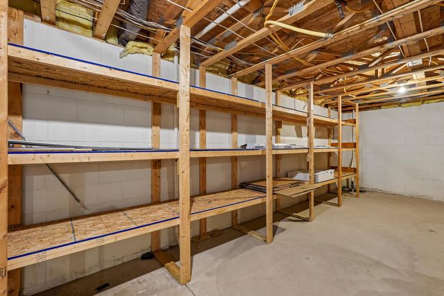 3472 Brook Spring Drive, Grove City, OH 43123