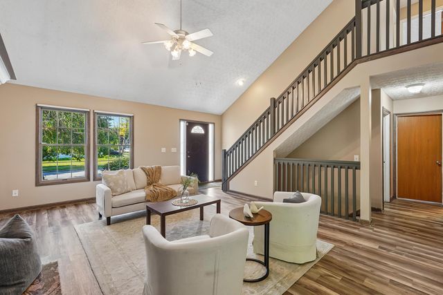 3472 Brook Spring Drive, Grove City, OH 43123