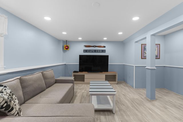 7 Propeller Way, East Dennis, MA 02641