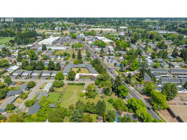 River Rd, Eugene, OR 97404