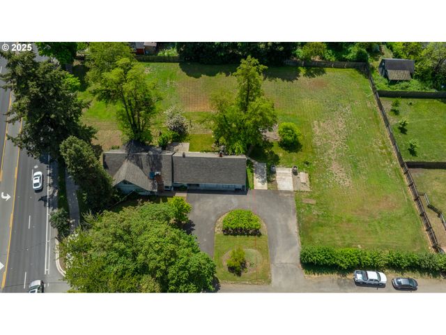 River Rd, Eugene, OR 97404