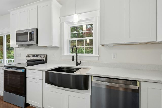 329 Mason Rd. Ext., Dudley, MA 01571