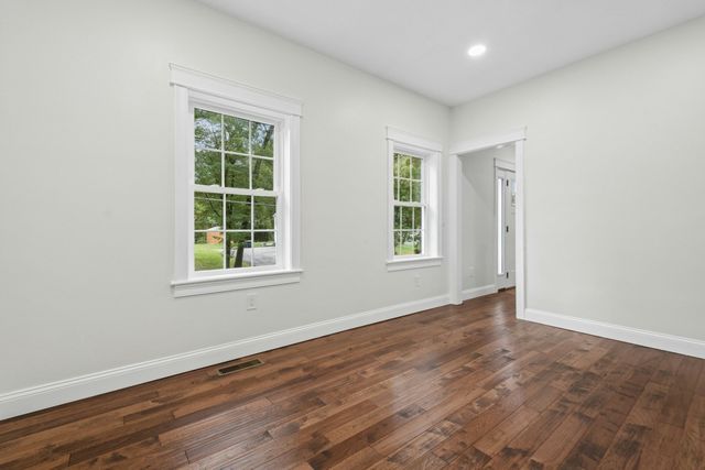 329 Mason Rd. Ext., Dudley, MA 01571