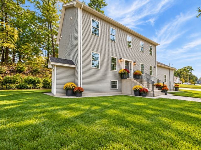 329 Mason Rd. Ext., Dudley, MA 01571