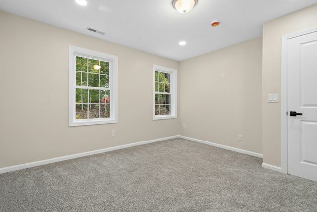 329 Mason Rd. Ext., Dudley, MA 01571
