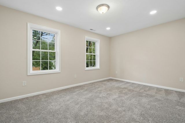 329 Mason Rd. Ext., Dudley, MA 01571
