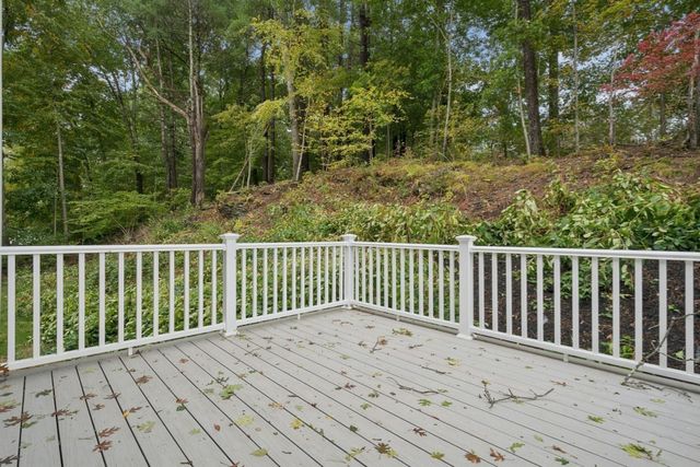 329 Mason Rd. Ext., Dudley, MA 01571