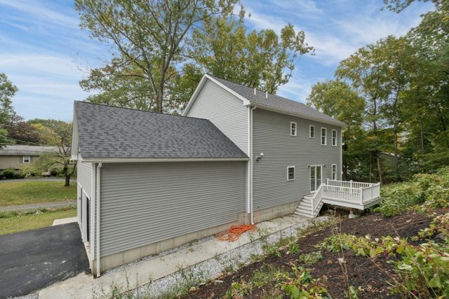 329 Mason Rd. Ext., Dudley, MA 01571