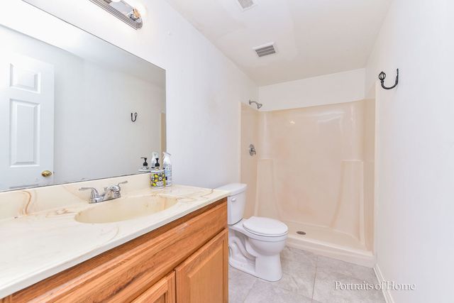 2475 Westleigh Court, Aurora, IL 60504