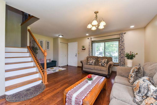2475 Westleigh Court, Aurora, IL 60504
