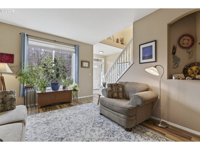 163 Sw SANDLEWOOD Loop, Gresham, OR 97030