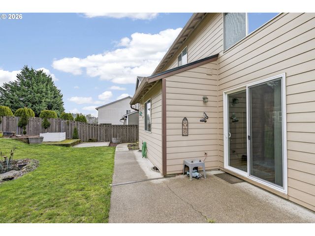 163 Sw SANDLEWOOD Loop, Gresham, OR 97030