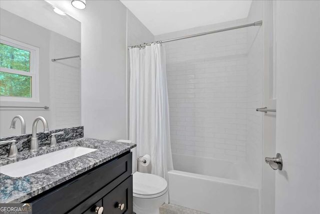 3240 Fescue Circle, Lawrenceville, GA 30044