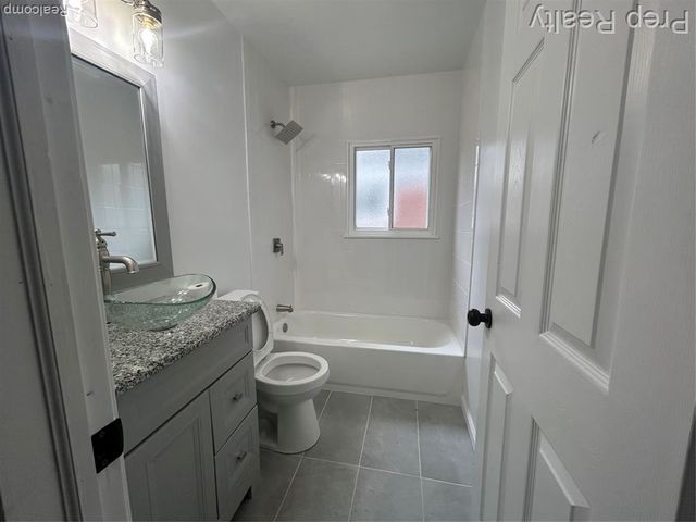 28542 Rosewood Street, Inkster, MI 48141