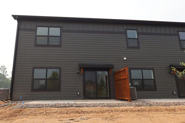 671 Tulare Terrace, Newport, MN 55055