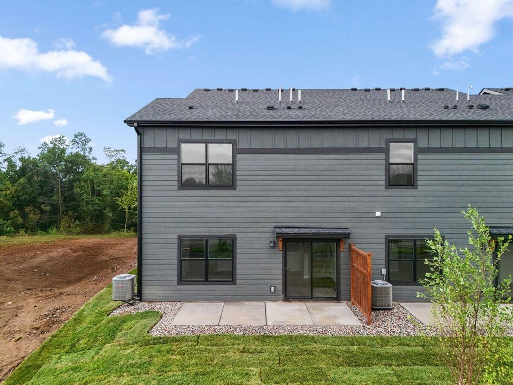 671 Tulare Terrace, Newport, MN 55055 — photo 2