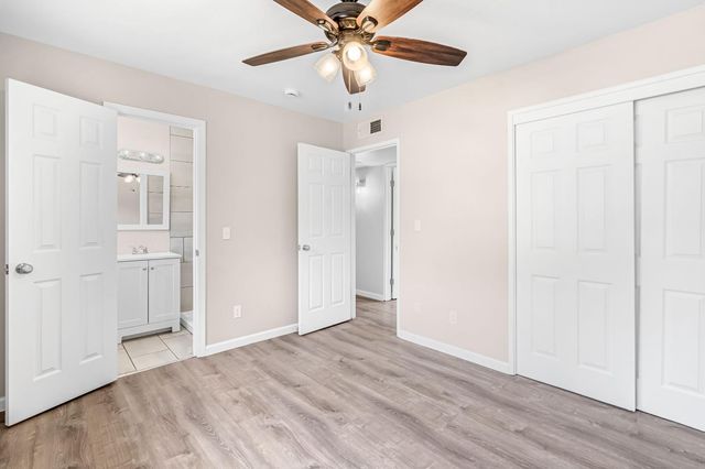 1719 E Los Altos Avenue, Fresno, CA 93710