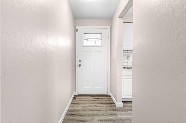 1719 E Los Altos Avenue, Fresno, CA 93710