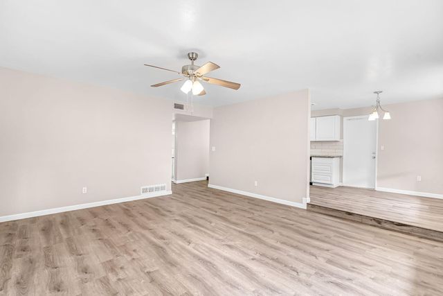 1719 E Los Altos Avenue, Fresno, CA 93710