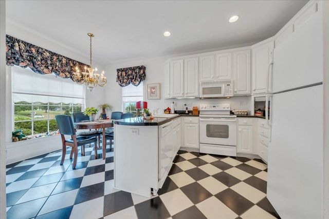 1302 KEAGY LN SW, Roanoke, VA 24018