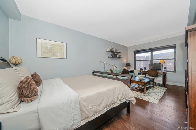 99-60 63rd Road 7H, Rego Park, NY 11374