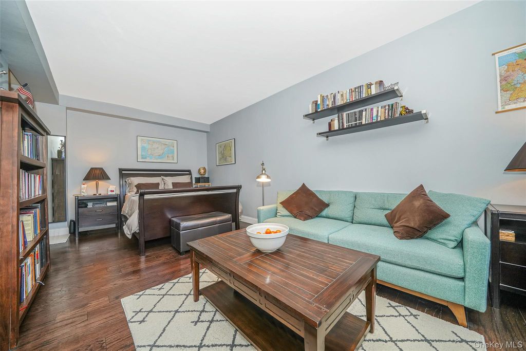 99-60 63rd Road 7H, Rego Park, NY 11374 — photo 3