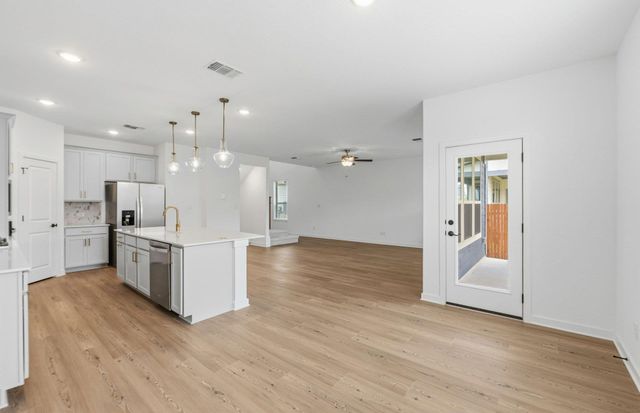 124 Singing Dove WAY, Liberty Hill, TX 78642
