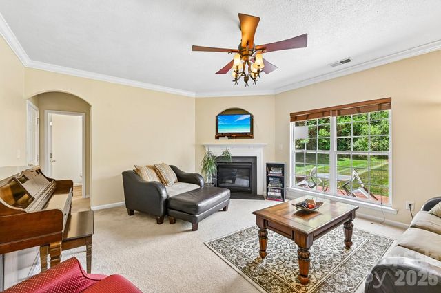 4008 Cascade Drive, Gastonia, NC 28056