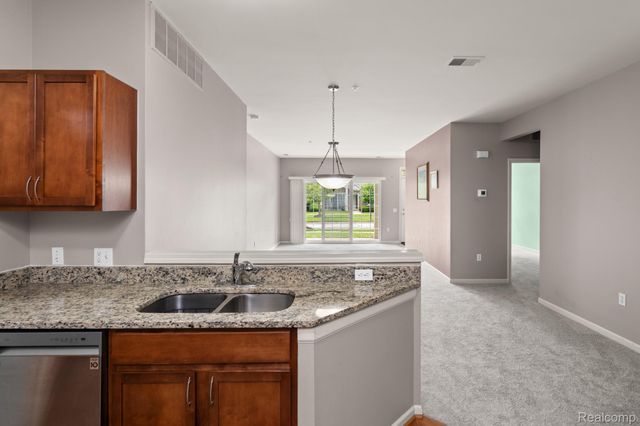 3276 Theodore E 2, Wixom, MI 48393