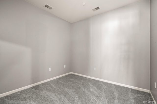 3276 Theodore E 2, Wixom, MI 48393