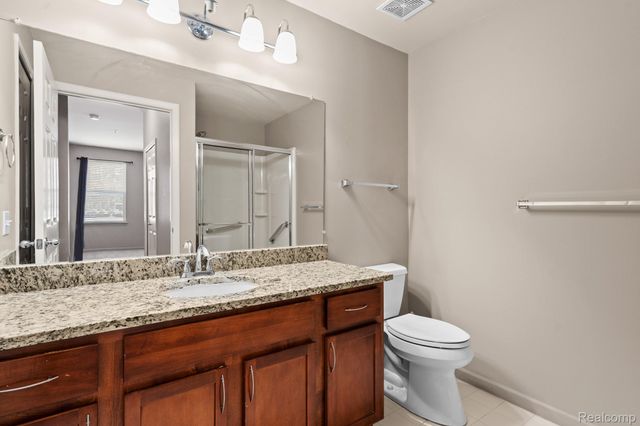 3276 Theodore E 2, Wixom, MI 48393