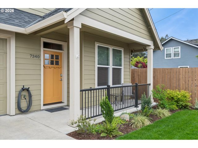 7340 Se OVERLAND St, Milwaukie, OR 97222