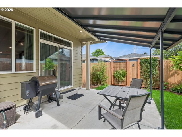 7340 Se OVERLAND St, Milwaukie, OR 97222