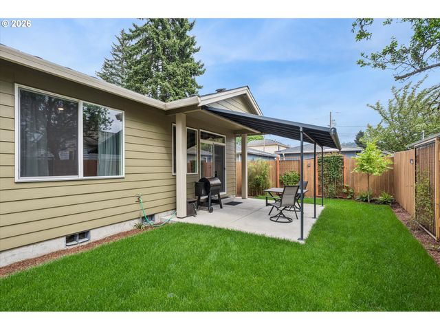 7340 Se OVERLAND St, Milwaukie, OR 97222