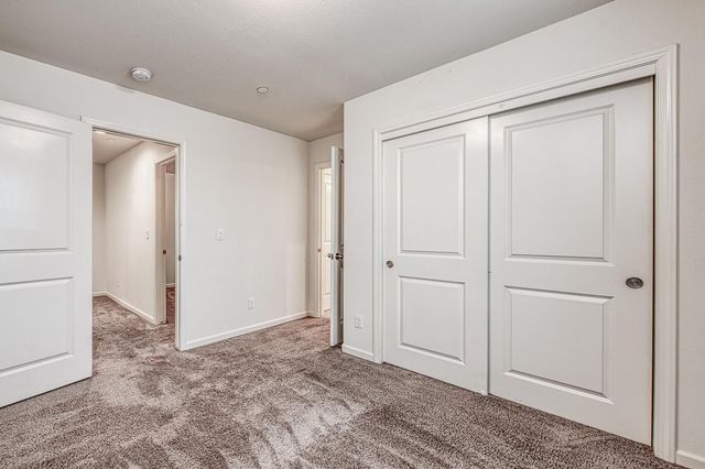 5450 W Santa Barbara Drive, Fresno, CA 93722