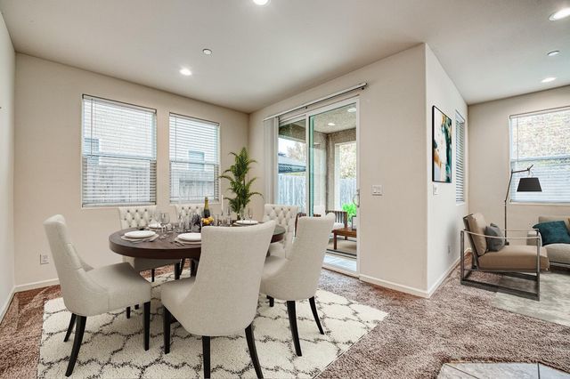 5450 W Santa Barbara Drive, Fresno, CA 93722