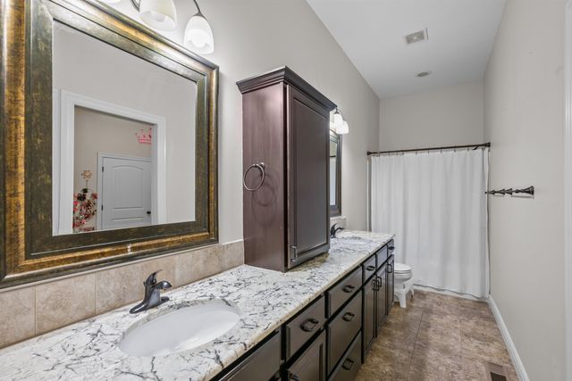5940 S 107th St E, Derby, KS 67037