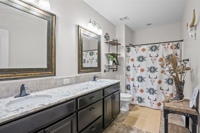 5940 S 107th St E, Derby, KS 67037