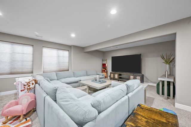 5940 S 107th St E, Derby, KS 67037