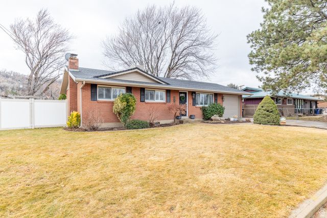 1365 E LESTER DR, South Weber, UT 84405