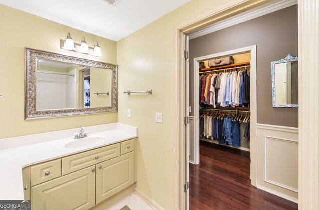 3334 Peachtree Road NE 313, Atlanta, GA 30326