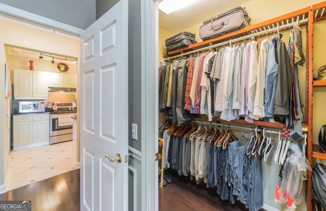 3334 Peachtree Road NE 313, Atlanta, GA 30326