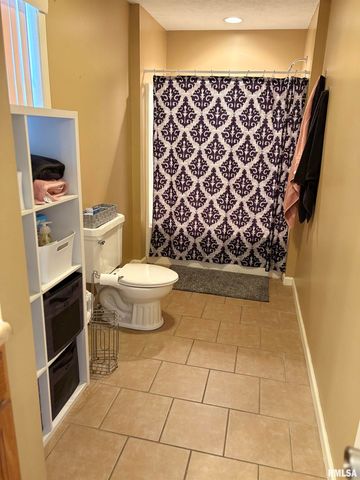 5626 Silver Fox Drive, Carterville, IL 62918