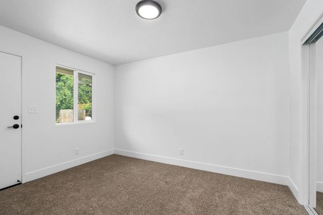 2626 W Scott Avenue, Fresno, CA 93711